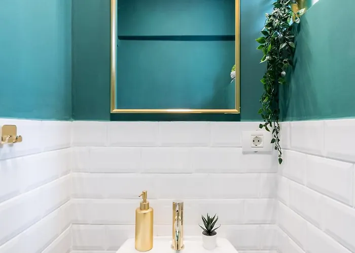 Heaven Calea Victoriei